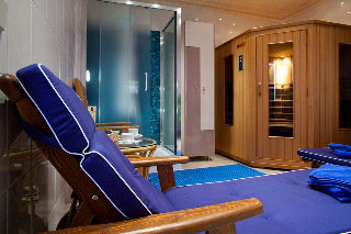 Sports and Entertainment
Sports and Entertainment
di Marco Polo Presnya