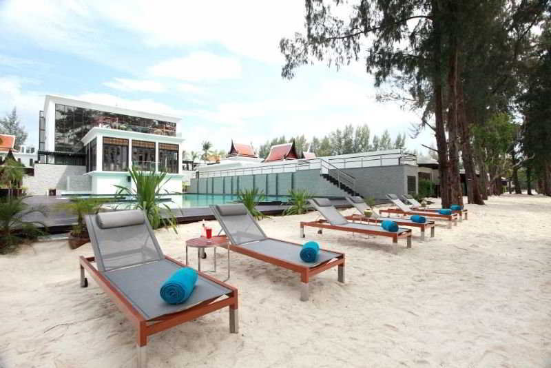 Beach
 di Maikhao Dream Villa Resort and Spa