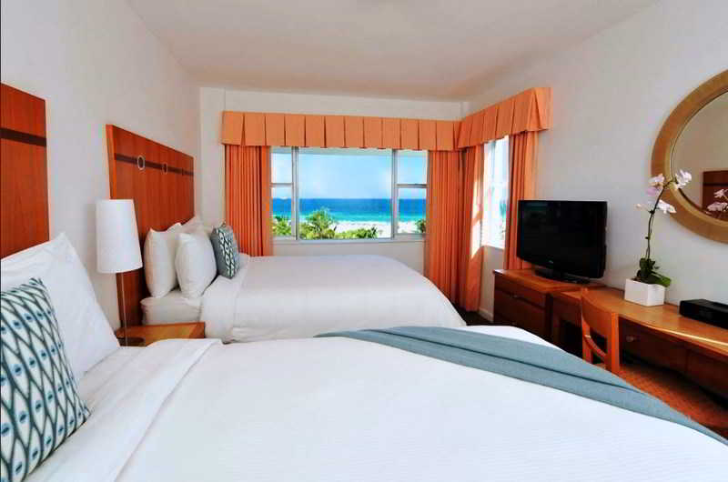 Room
 di South Seas Hotel