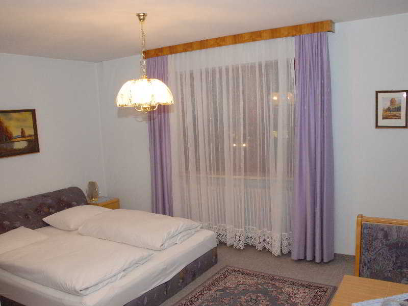 Room
Room
di Pension Hochwimmer