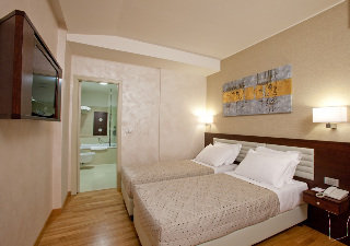 Room
Room
di Breaking Business Hotel