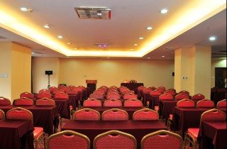 Conferences
 di Yingfeng Business