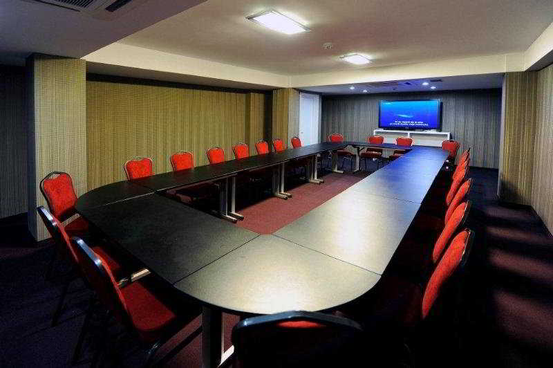 Conferences
Conferences
di Plaza V Executive Hotel