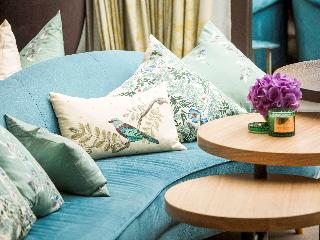 Bar
Bar
di W St. Petersburg