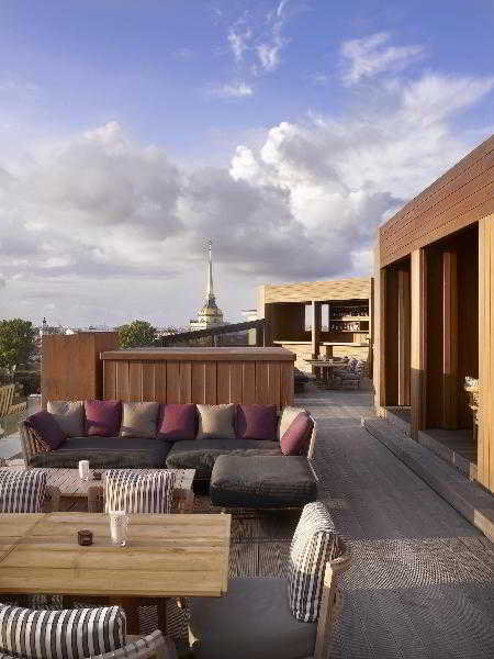 Terrace
Terrace
di W St. Petersburg