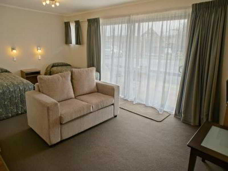 Room
Room
di Suncourt