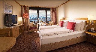 Room
Room
di Dorint Resort Blüemlisalp