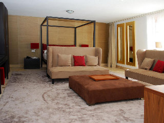 Room
Room
di Romantik Hotel Schweizerhof