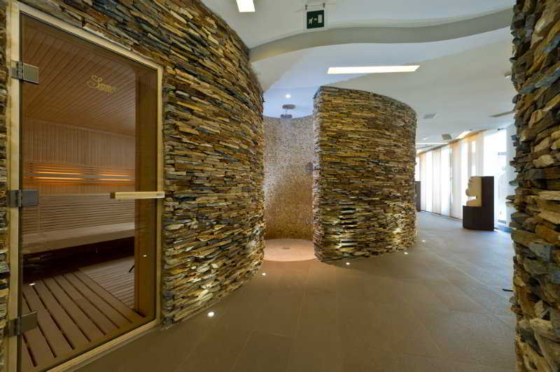 Sports and Entertainment
Sports and Entertainment
di Etruria Resort & Natural Spa