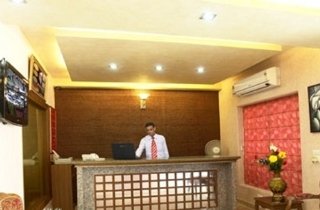 Lobby
Lobby
di Indira International Inn