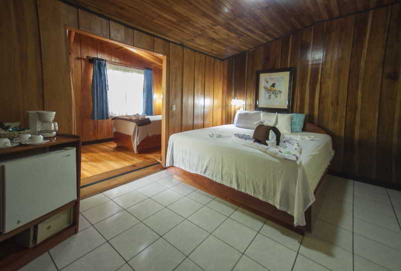 Room
Room
di Green Lagoon Falls Park Lodge