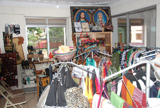 Sports and Entertainment
Sports and Entertainment
di Centra Inn