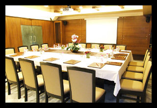 Conferences
Conferences
di Delhi Pride