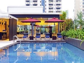 Pool
 di Park Plaza Bangkok Soi 18