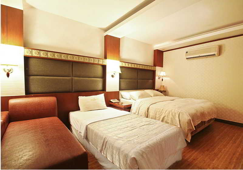 Room
Room
di The Hotel Silkroad