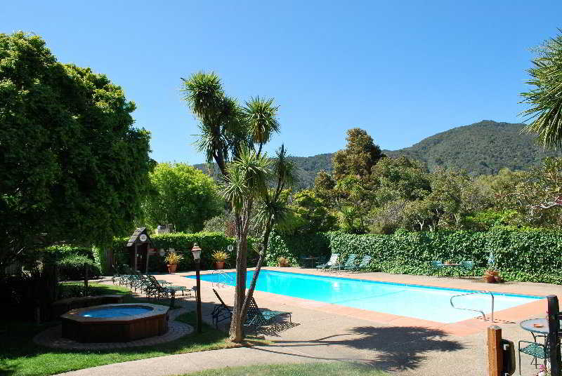 Pool
 di Carmel Valley Lodge