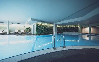 Pool
Pool
di Sheraton Davos Hotel Waldhuus