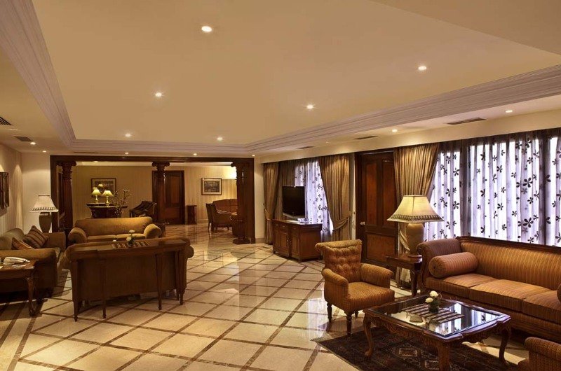 Lobby
Lobby
di The Bristol Hotel