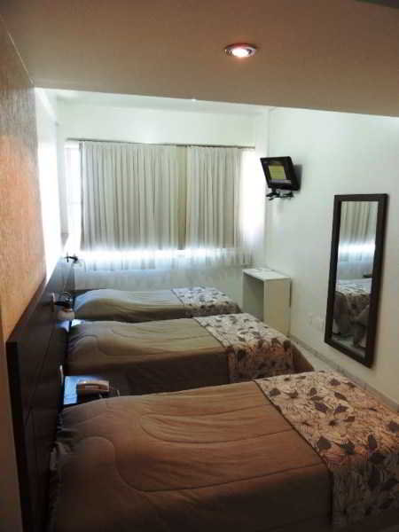 Room
Room
di Serrana Palace