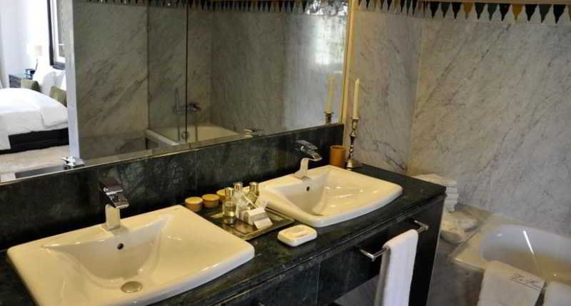 Room
Room
di Riad Maison Bleue & Spa