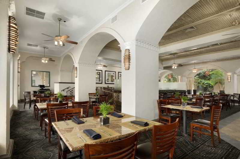 Restaurant
 di Embassy Suites Miami International Airport