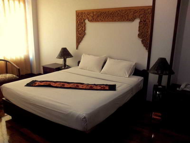 Room
Room
di Sengtawan Riverside