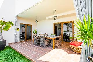 Terrace
Terrace
di Las Caletas Village