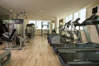 Sports and Entertainment
Sports and Entertainment
di Cristal Salam Hotel Abu Dhabi