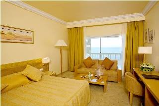 Room
Room
di Le Palace Hotel