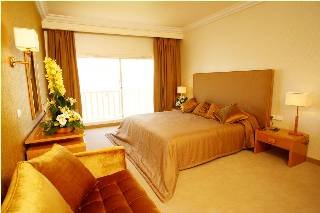 Room
Room
di Le Palace Hotel