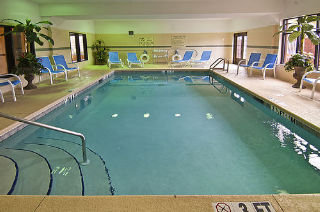 Pool
 di Holiday Inn Express & Suites Pensacola