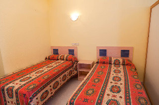 Room
Room
di Apartamentos Central City