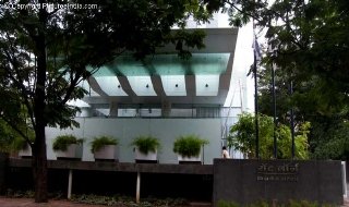 General view
General view
di St Laurn Business