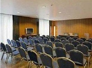 Conferences
Conferences
di St Laurn Business