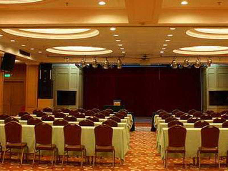 Conferences
 di Tian Lin