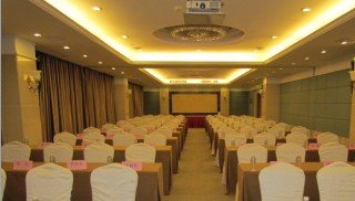 Conferences
 di Tian Lin