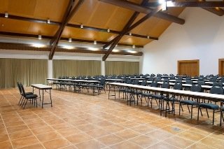 Conferences
Conferences
di Beach Class Muro Alto Resort