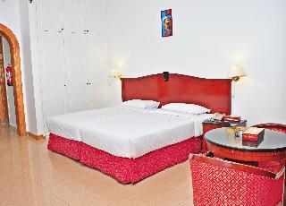 Room
 di Ramee Garden Hotel Apartments Auh