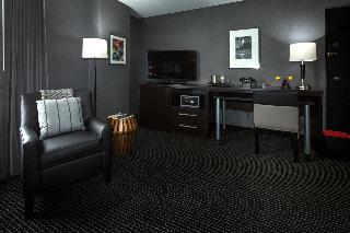 Lord Baltimore Hotel