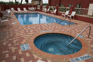 Pool
 di Hampton Inn and Suites Brownsville
