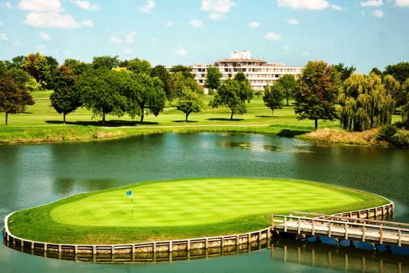 Sports and Entertainment
 di Hilton Chicago/Indian Lakes Resort