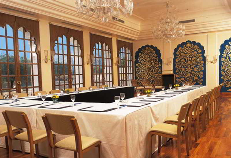 Conferences
Conferences
di The Oberoi Vanyavilas