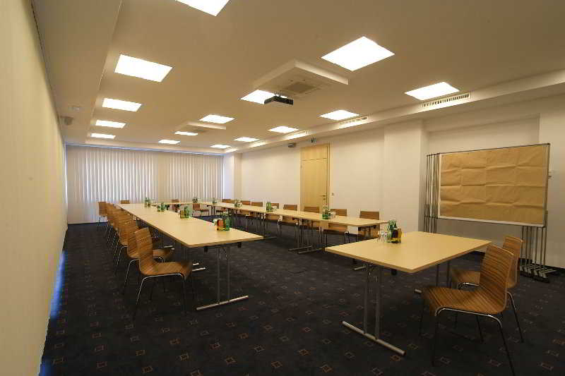 Conferences
Conferences
di Jaegerhof