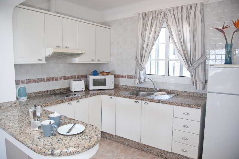 Room
Room
di Bungalows Caleta Campo