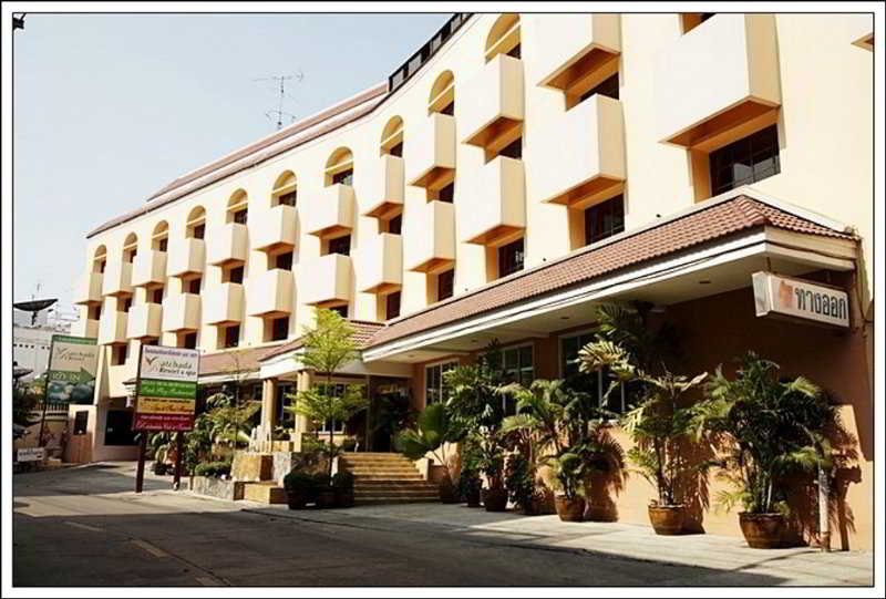 General view
 di Ratchada Resort & Spa
