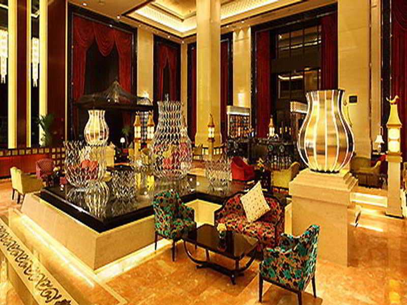 Lobby
 di Wyndham Grand Plaza Royale