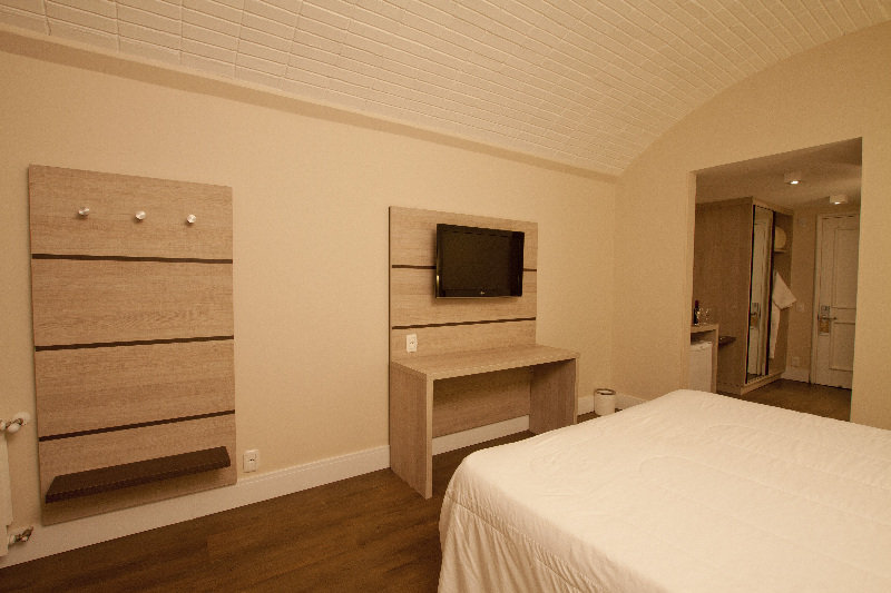 Room
Room
di Laje de Pedra