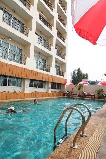 Pool
 di Eastiny Residence Hotel Pattaya