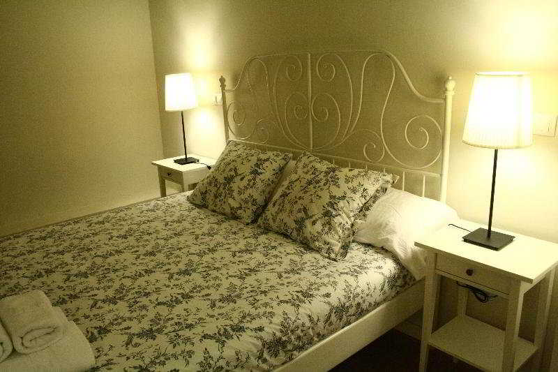 Room
Room
di B&B Mare de Deu Jardines del Turia