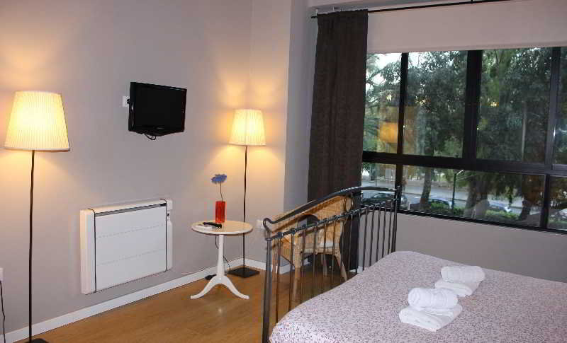 Room
Room
di B&B Mare de Deu Jardines del Turia